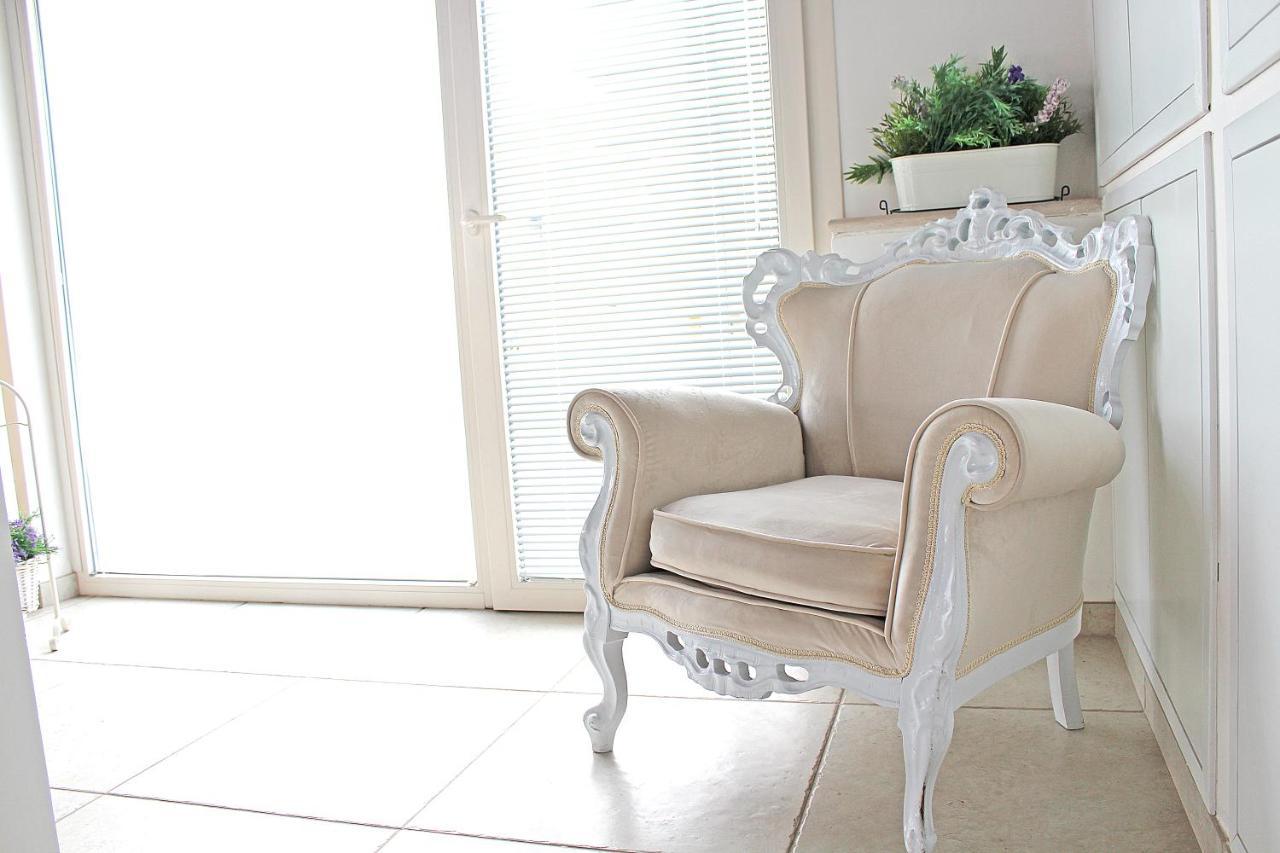 B&B White Казарано Екстериор снимка